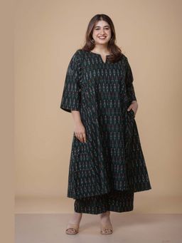 The Indian Ethnic Co. - Nyra Green Ikkat Cotton Co-Ord Set