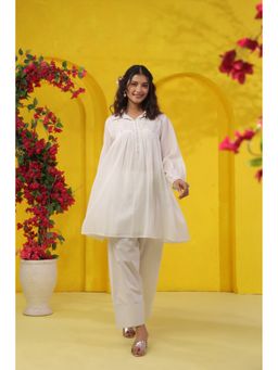 Scakhi - White Embroidered Mulmul Co-Ord Set