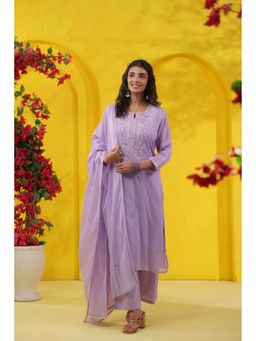 Scakhi - Lavender Embroidered Mulmul Straight Kurta with Pant and Dupatta