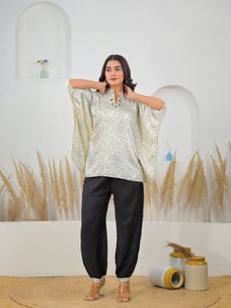 Zari Jaipur - Off White Printed Co-Ord Set