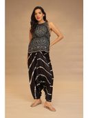 Black color option, Sold out, Currently selected