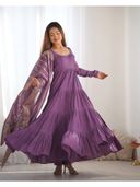 Mauve color option, Currently selected