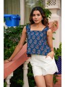 Blue color option, Currently selected