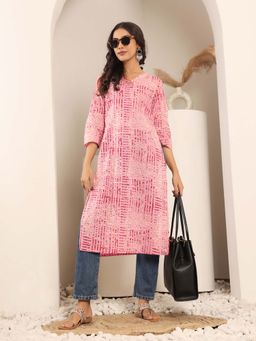 Varanga - Women Pink Printed Straight Kurta