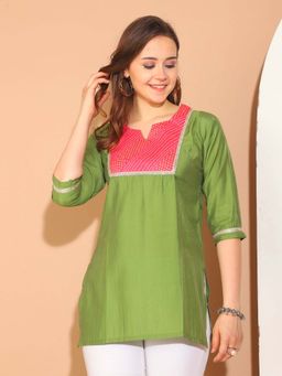 Rajnandini - Women's Green Poly Silk Printed Kurti