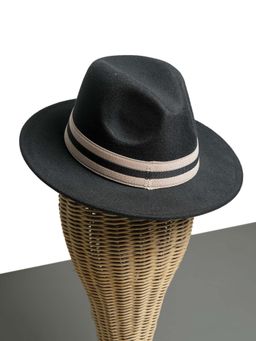 CHOKORE - Unisex Solid Pinched Crown Solid Black Fedora Hat