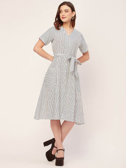 Moomaya - Black Short Sleeve V Neck Cotton Casual A-Line Knee Length Dress with Belt (Set of 2)