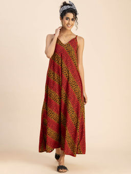 Moomaya - Red Stylish Animal Print Rayon Sleeveless A-Line V Neck Summer Maxi Dress