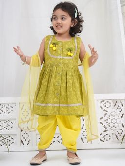 Little Bansi - Girls Green Floral Self Weaving Kurta with Salwar and Dupatta (Set of 3)