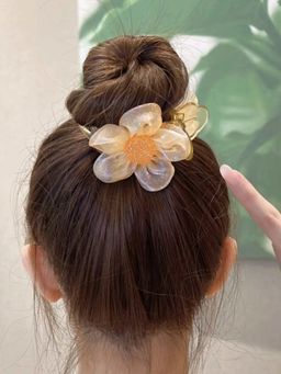 Yellow Chimes - Melbees by Korean Claw Clip