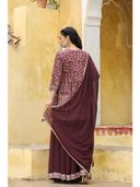 Maroon color option, Currently selected