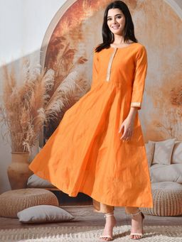 DECKEDUP - Orange Women Panelled Gotta Patti Chanderi Silk Kurta with Pant