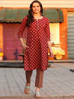 DECKEDUP - Red Floral Printed Regular Sequinned Straight Kurta with Pant