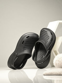 Off Limits - Women Black Bora Bora Clogs