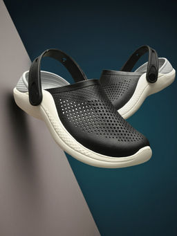 Off Limits - Men Black Rio Clogs