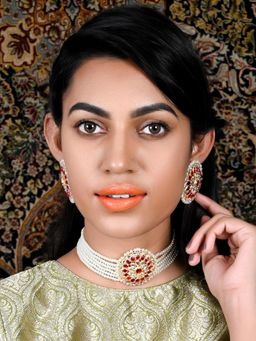 Odette - Women Red Glamorous Pearl-Kundan Choker Set