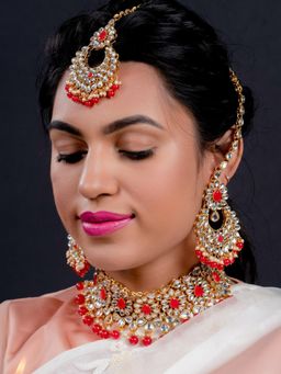 Odette - Women Red Supple Kundan-Onyx Jewellery Set