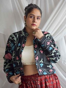 Sundarii - Badmashi - Hand Embroidered Patchwork Reversible Crop Jacket - Black