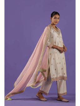 Label Radini - Pranati Long Kurta with Pant and Dupatta - Ivory