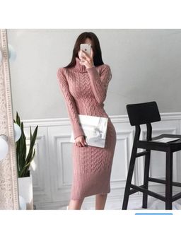 MISS MOSA BY AKANKSHA - Pink Bradshaw Luxury Knitted Pink Midi Dress with Belt