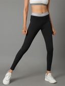 Black color option, Sold out, Currently selected