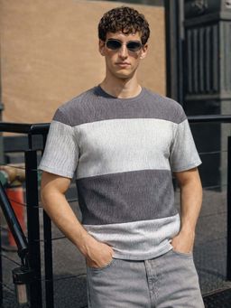 The Indian Garage Co - Grey Men Relaxed Fit Colorblock Crew Neck Half Sleeves T-Shirt