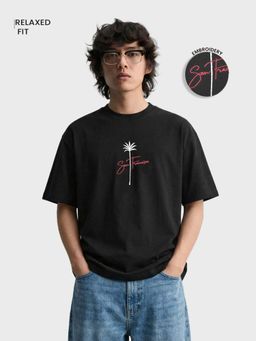 The Indian Garage Co - Black Men Relaxed Fit Graphic Printed Crew Neck Half Sleeves T-Shirt