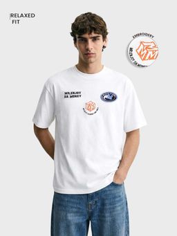 The Indian Garage Co - White Men Relaxed Fit Embroided Crew Neck Half Sleeves T-Shirt