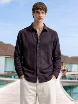 The Indian Garage Co - Maroon Men Slim Fit Striped Cutaway Collar Full Sleeves Shirt