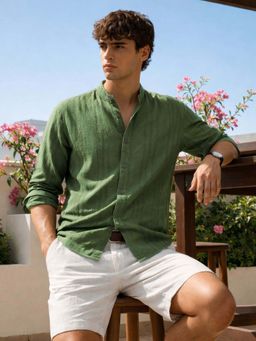 The Indian Garage Co - Green Men Regular Fit Textured Mandarin Collar Full Sleeves Shirt