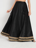 Black color option, Currently selected