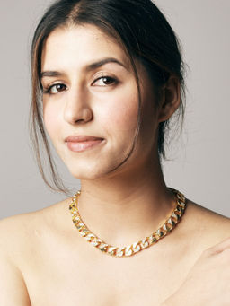 Estele - Gold Plated Attractive Cuban Necklace with Crystals for Men & Women