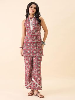 WineRed - Women Maroon Casual Straight Fit Co-Ord Set