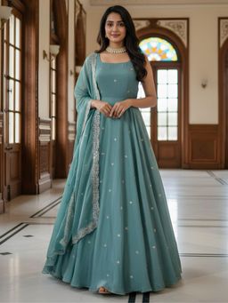 Odette - Women Green Wedding Regular Fit Anarkali Kurta and Pant with Dupatta