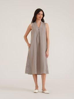 B77 - Yana - Relaxed Linen Dress