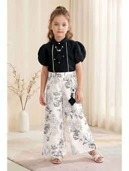 Lagorii - Black Half Sleeve Top With Printed Pant