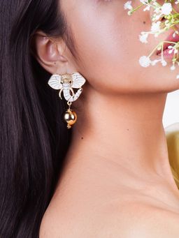 Joker and Witch - Joker & Witch Eli The Elehant White and Gold Earring