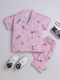 The Magic Wand - Half Sleeves Giraffe Printed Night Suit - Pink