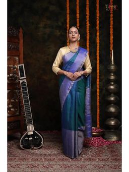 SUTRA CLOTHING - Handloom Blue Duo-Tone Pure Kanchi Pattu Saree with Unstitched Blouse