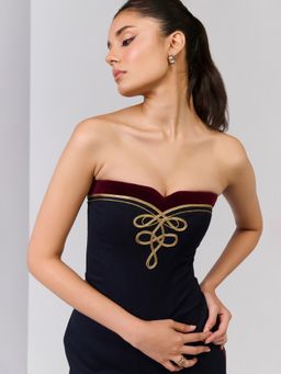 S&N by Shantnu Nikhil - Navy Celtic Knot Crop Top