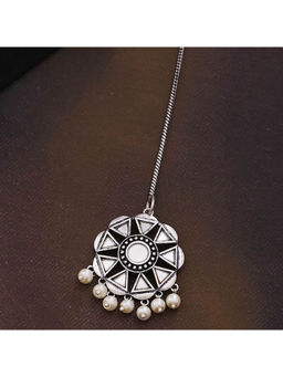 Voylla - Amaira Spokes and Wheels Maang Tika