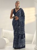 Navy Blue color option, Currently selected