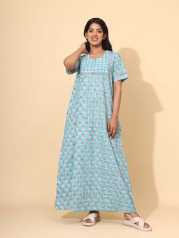 YELLOW BLOOM - Blue Floral Comfortable Nighty