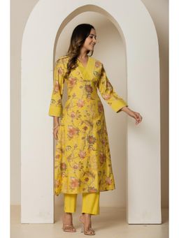 Autumnlane - Yellow V-Neck Three Fourth Sleeves Kurta and Pant (Set of 2)