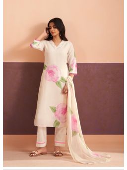 Autumnlane - Wine V-Neck Three Fourth Sleeves Kurta and Pant and Dupatta (Set of 3)