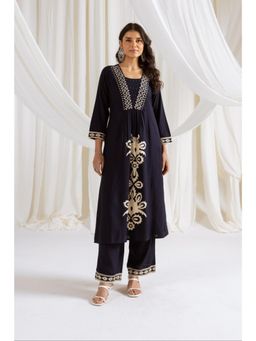 Autumnlane - Blue Round Neck Three Fourth Sleeves Kurta and Pant (Set of 2)