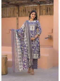 Autumnlane - Purple Round Neck Three Fourth Sleeves Kurta and Pant and Dupatta (Set of 3)