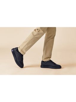 Neeman's - Classic Solids Black Sneakers