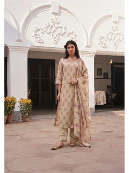 Karaj Jaipur - Beige Chanderi Embroidered Kurta with Pant and Dupatta