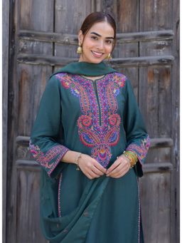 Lakshita - Green Embroidered Kurta With Pant and Dupatta